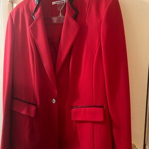 Nygard red Jacket Long Sleeve size 16. Like new Fully lined polyester